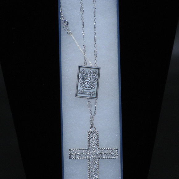 Danecraft 18" Chain w/intricate braided .925 Cross - Picture 6 of 7